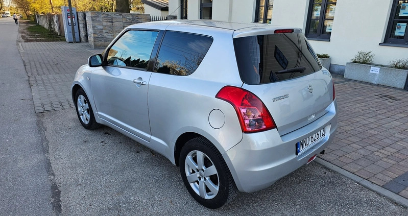 Suzuki Swift cena 13900 przebieg: 119000, rok produkcji 2010 z Sokołów Małopolski małe 529